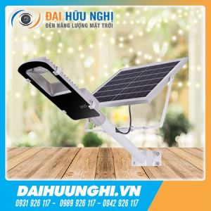 Đèn năng lượng mặt trời Jindian JD-6650 (50W)